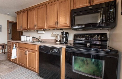 Richwood Cabin | Waters Edge - Year Round 4 Bedroom Lakehome with Pontoon and Sandy Beach.