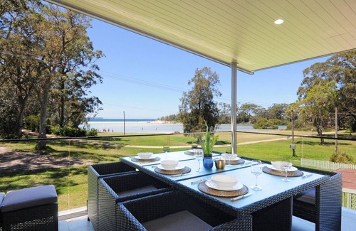 Huskisson House | Waterview by Experience Jervis Bay