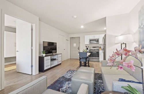 Overland Park Apartment | WaterWalk Extended Stay by Wyndham Kansas City - Overland Pk
