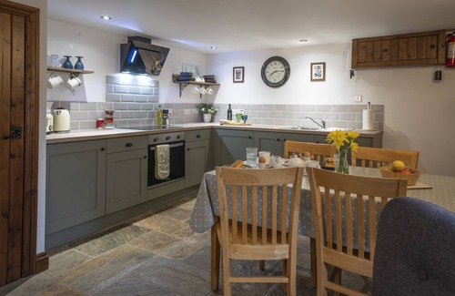 Axbridge Cottage | Wavering