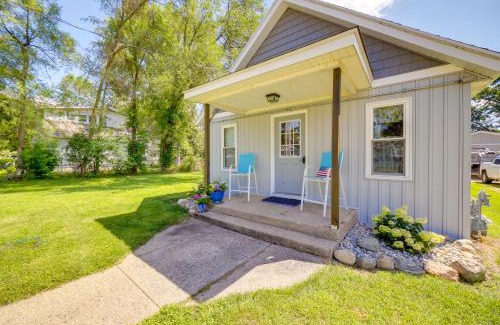 Wayland Apartment | Wayland Retreat with Deck Walk to Downtown!