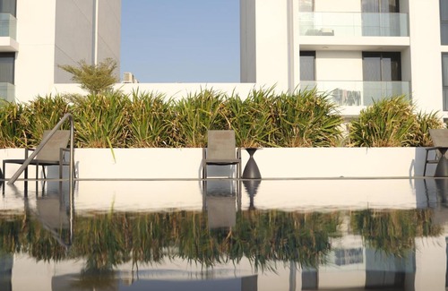 Sharjah Apartment | We are 25 Mins to Downtown Dubai
