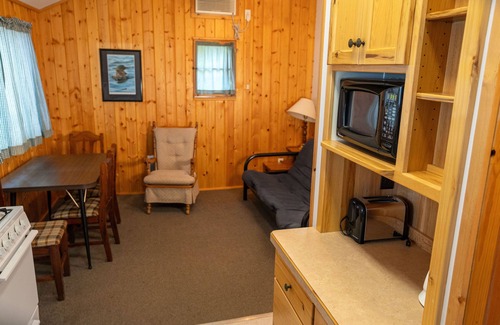 Hackensack Cabin | Webb Lake, Hackensack, Northern MN - 2 Bedroom, Sleeps 4 - Cabin #5 Blue Water