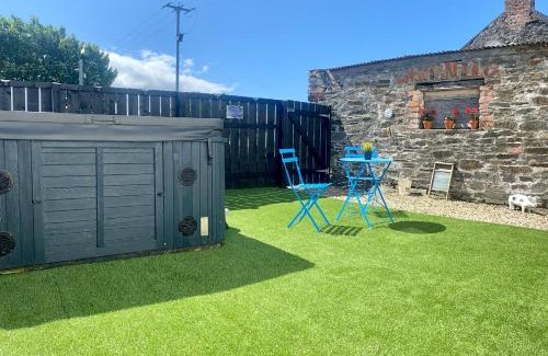 Portaferry House | Wee Hoose-Private-Hottub -Romantic Break-Portaferry