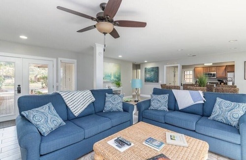 Heritage Woods House | Weeks of July 5th & 12th reduced. Close to the beach, Salty Dog, Harbour Town!