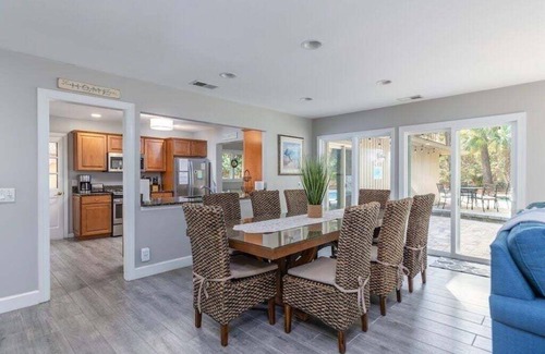 Heritage Woods House | Weeks of July 5th & 12th reduced. Close to the beach, Salty Dog, Harbour Town!