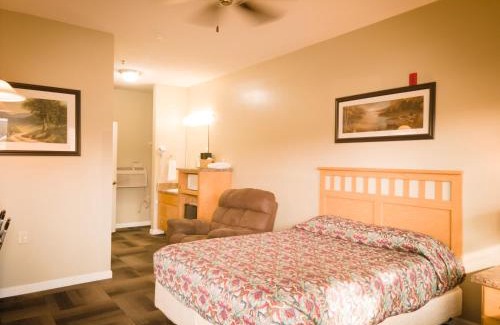 Centre Hotel | Weiss Lake Lodge