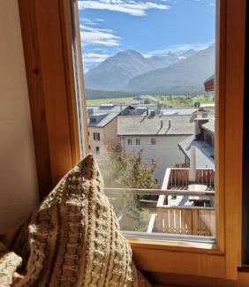 Samedan Bed & Breakfast | Weisses Kreuz - Crusch Alva