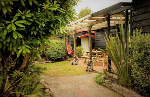 Manapouri House | Welcome Home Cottage, Manapouri, Fiordland