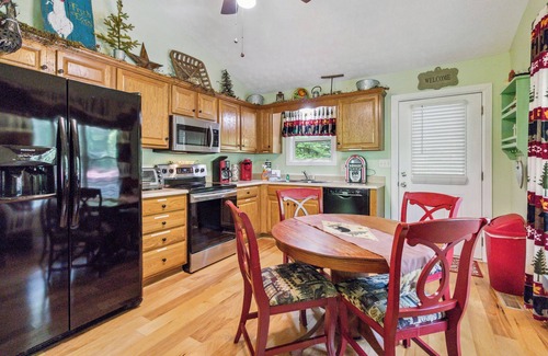 Sloans Valley Cabin | Welcome to “A Beary-Nice Cabin” – A Cozy Getaway in Lake Cumberland Resort