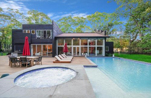 Village of East Hampton House | Welcome To Casa Madera Estate At EH Village