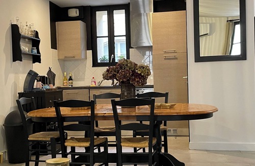 Pezenas Apartment | Welcome to Le Trois Six Very nice air-conditioned duplex