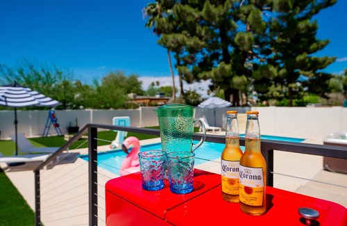 Moon Valley House | Welcome to Luna Springs Luxury Valley Getaway!