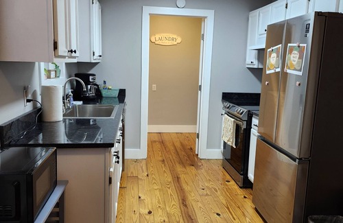 Sweetwater House | Welcome to our cozy Price Street cottage in the sweetest town in East, TN.