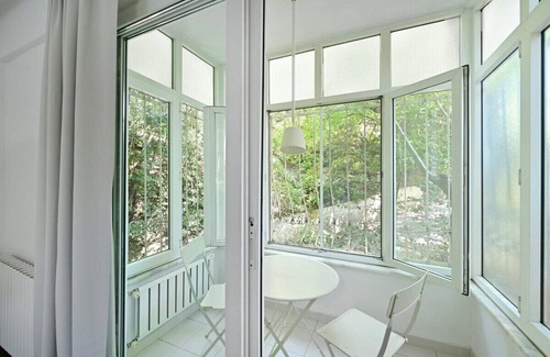 Bebek Apartment | Welcome to our spacious bright triplex home with gorgeous views! Situated on the 2nd floor