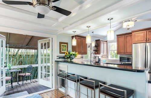 Old Town House | Welcome to Parrot Dice! An Old Town tropical oasis with a private heated pool.