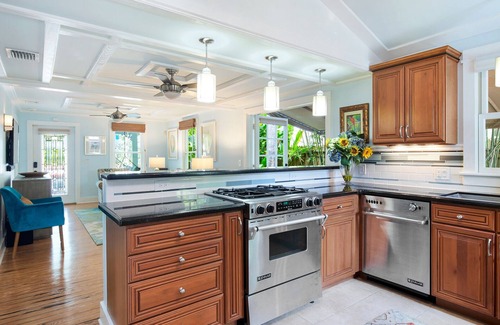 Old Town House | Welcome to Parrot Dice! An Old Town tropical oasis with a private heated pool.