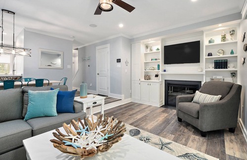 Bethany Beach Condo | Welcome to Sea Glass Cottage, Walk, Bike, or Trolley to the Beach!