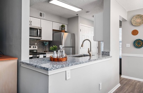 Sycamore Ridge Apartment | Welcome to The Conservatory, your dream home away from home in Atlanta.