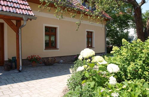 Dreiheide House | Welcome to the good old days in the holiday home on Wiesengrund