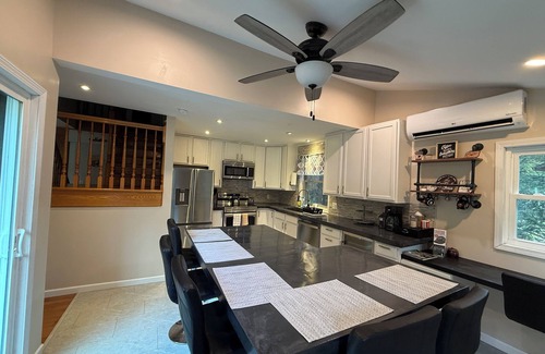 Greentown Ski Chalet | Welcome to the Honey Bear Lodge Lake Wallenpaupack