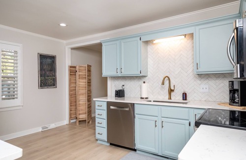Simpsonville House | Welcome to The Taylor House; Simpsonville gem that offers more than just a stay.