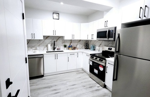 Nisku House | Welcome to this cozy 2 bedroom brand new home nestled in the beautiful Nisku are