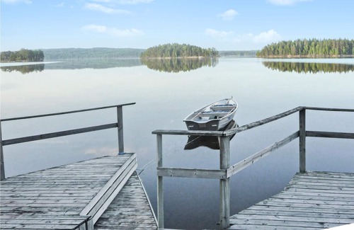 Klassbol House | Welcome to Torpsand in Klässbol, in this vacation home with panoramic view of lake Värmeln and priva
