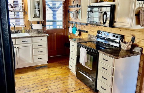Cullman House | Welcome to Woodland Cottage on Lake Catoma in Cullman Al
