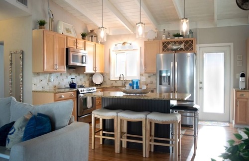 Bradenton House | Welcome to Your Tropical Getaway in Bradenton, FL!
