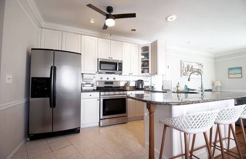 Point Pleasant House | Welcome to your Beach House with a pool!