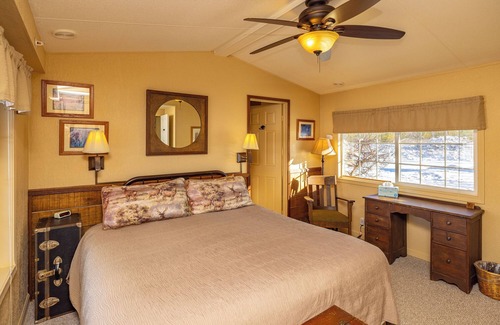 Concrete House | Welcome to your year-round mountain getaway and historic ranch in the foothills of the North Cascades!