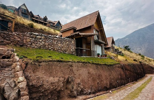 Cusco House | Welcoming 3-bedroom house with WiFi in charming Cuzco. Urubamba-Sacred Valley