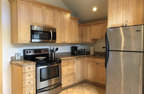 Old Town House | Welcoming & Conveniently Located Dog-Friendly Home - Walk to Everything