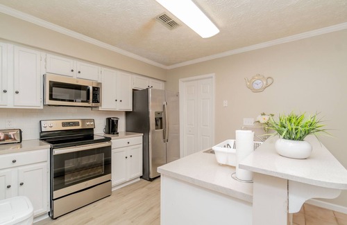 Gunter Afs House | Welcoming Woodmere Wonder, WiFi, Pool & Parking