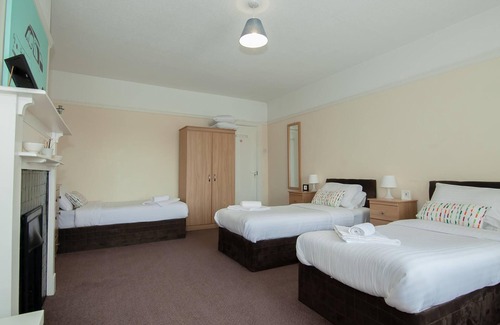Bootle House | Well equipped large triple/family room 5@The Jolly