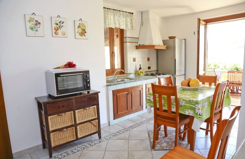 Solfarelli Villa | WELL-LIT MEDITERRANEAN VILLA WITH VERANDA AND GARDEN ONLY 50 METERS FROM THE SEA