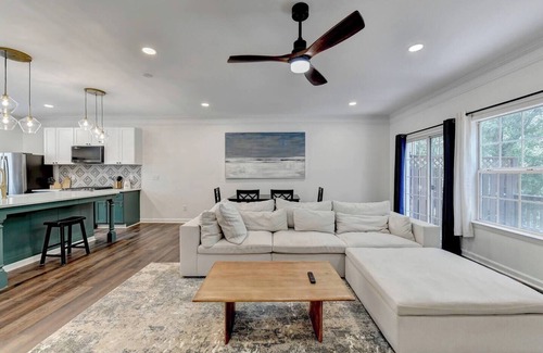 Johns Creek House | Well, Well, Wellsley. Townhouse