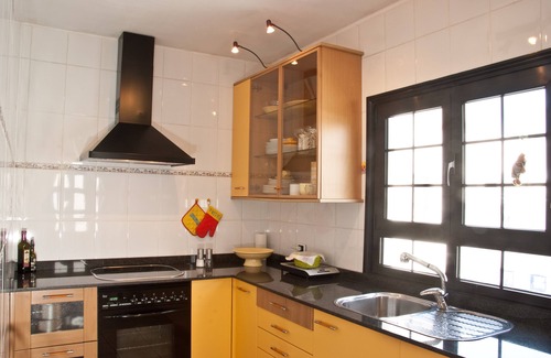 Puerto del Carmen House | Wellness oasis with private pool-sauna-whirlpool in the heart of Puerto del Carmen