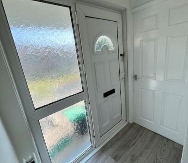 Merthyr Tydfil House | Welsh Getaway Home No 2 - 10 mins to Bike Park Wales