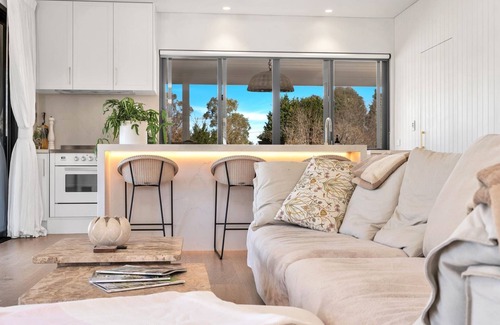 Medway Hotel | Wembley Cottage, Southern Highlands