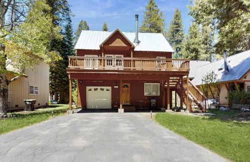 Donner Lake Woods House | West End Escape