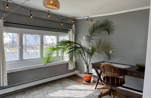 West Hartford Apartment | West Hartford Center 1st floor