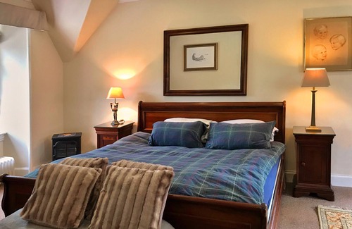 Glasgow Hotel | West Highland Way Hotel & Campsite