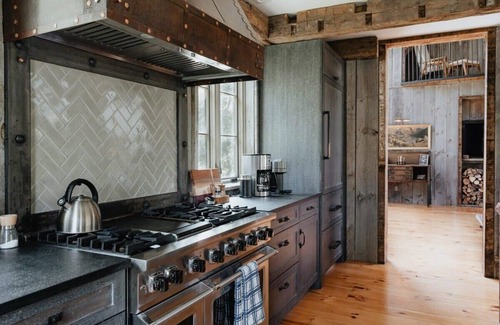 West Kill House | West Kill Farmhouse - Privacy, Pool, Sleeps 10