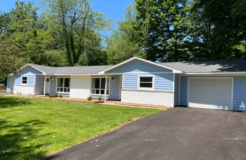 Paw Paw Lake House | West Lakeview Place Paw Paw Lake