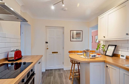 Hethel House | West Lodge - One Bedroom House, Sleeps 2