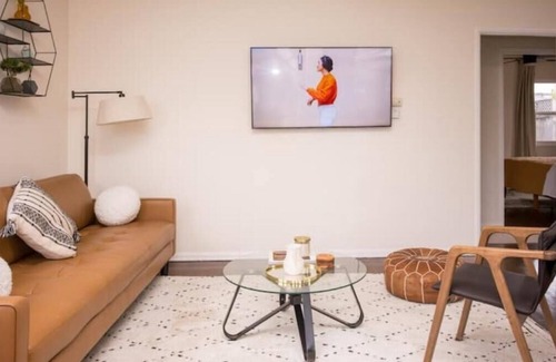 Westchester House | Westchester LA Corporate Housing