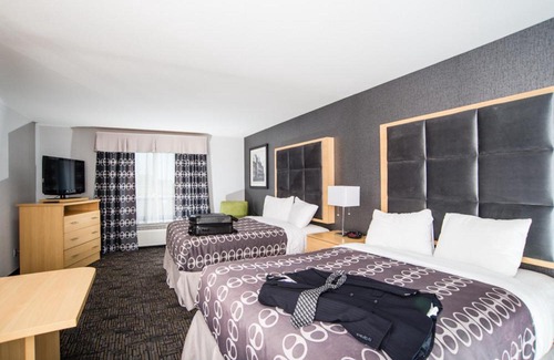 Carnduff Hotel | Western Star All Suites Hotel Carnduff