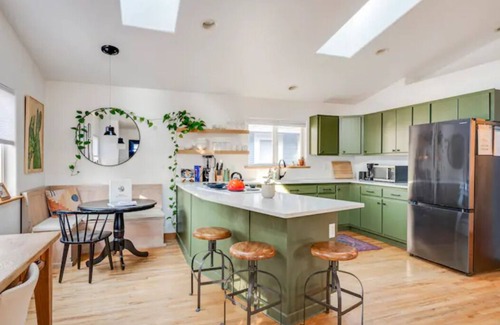 River West House | Westside Bend Entire Home